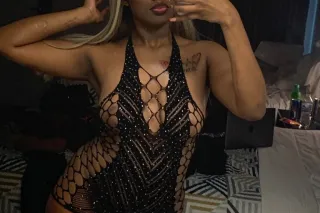 Sweet enough to taste, bad eno... - Image 1